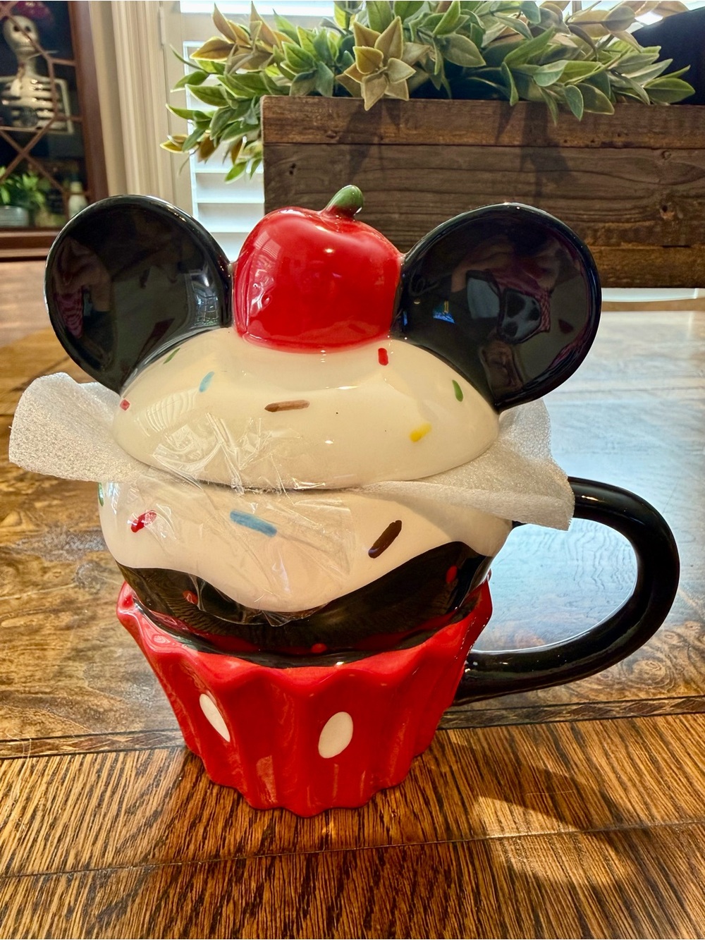 Disney Mickey Mouse Cupcake Covered Ceramic Mug-FINAL PRICE DDROP